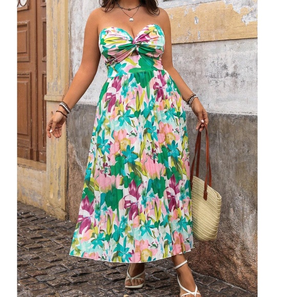 Plus Floral Print Strapless Cut out Midi Dress - Picture 4 of 4